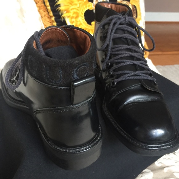 GUCCI Tom Ford ‘99 Black Leather Ankle Boots - Picture 3 of 7